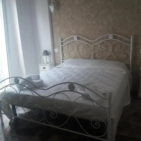 Chiafe ベッド・アンド・ブレックファスト アレーツィオ